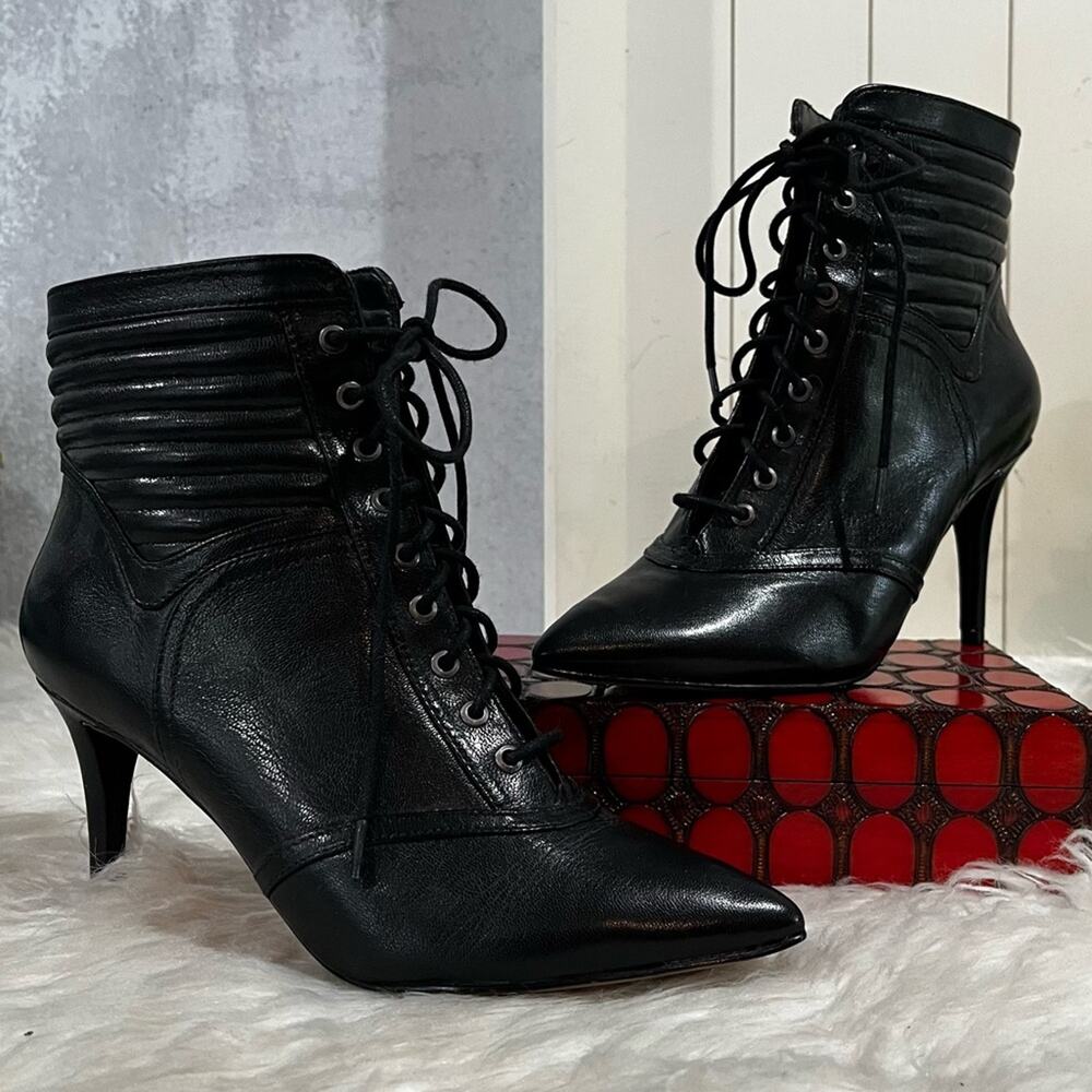 Nine West Leather Lace-up Retro Granny Moto Ankle Stiletto Heeled Boots 5.5 NWOT